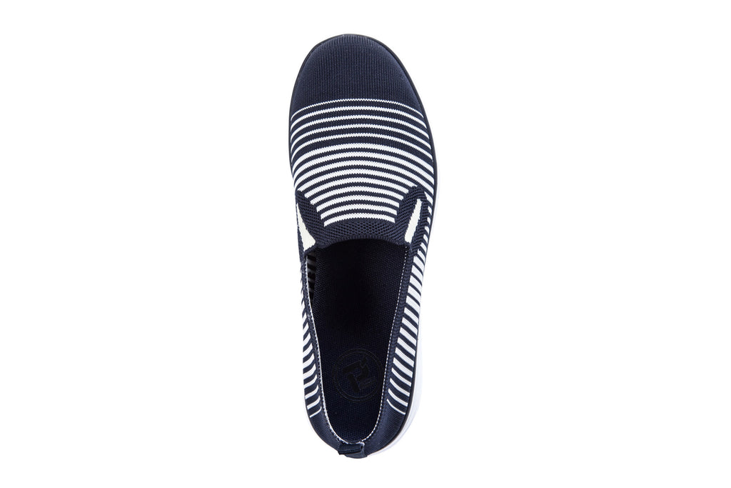 Propet travel fit slip on outlet
