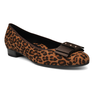 Bijou in Nuts Brown - side view