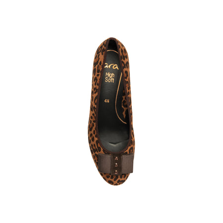 Bijou in Nuts Brown - top view