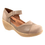 Clog, beige leather, Softwalk Miri with adjustable velcro strap, low wedge heel, visible stitching for comfort.