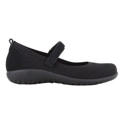 Taranaki in Black Knit - side view