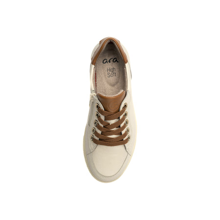Flora in Cream Scotch - top view