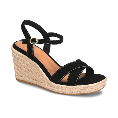 Neely in Black - side view