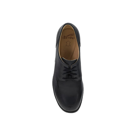 Maris in Black - top view