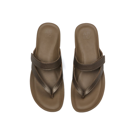 Oasis Thong Sandal in Fossil Metallic - top view