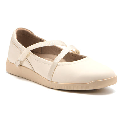 Vela Mary Jane Metatarsal in White - side view
