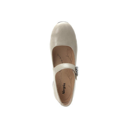 Ameliah in Ivory - top view