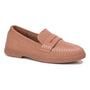 Loafer, Ros Hommerson Ginny: light brown water-resistant knit, textured material, stitching, flat rubber sole.