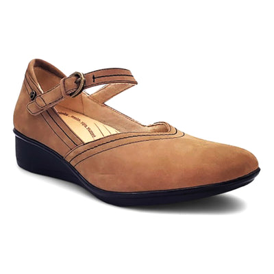 Narita in Toffee - side view