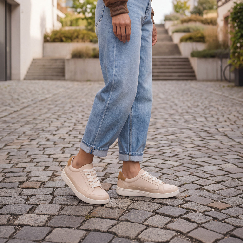 Encore Retro Sneaker - Image 4