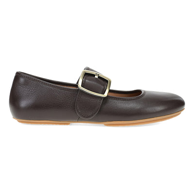 Matilda in Chocolate - side view