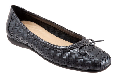 Gillian in Grey Metalli - side view