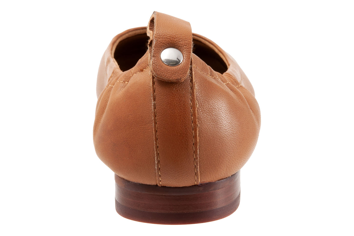 Gia - Image 5