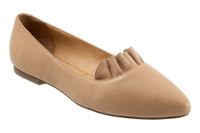 Elsie in Nude - side view