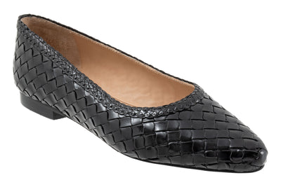Emmie in Black - side view