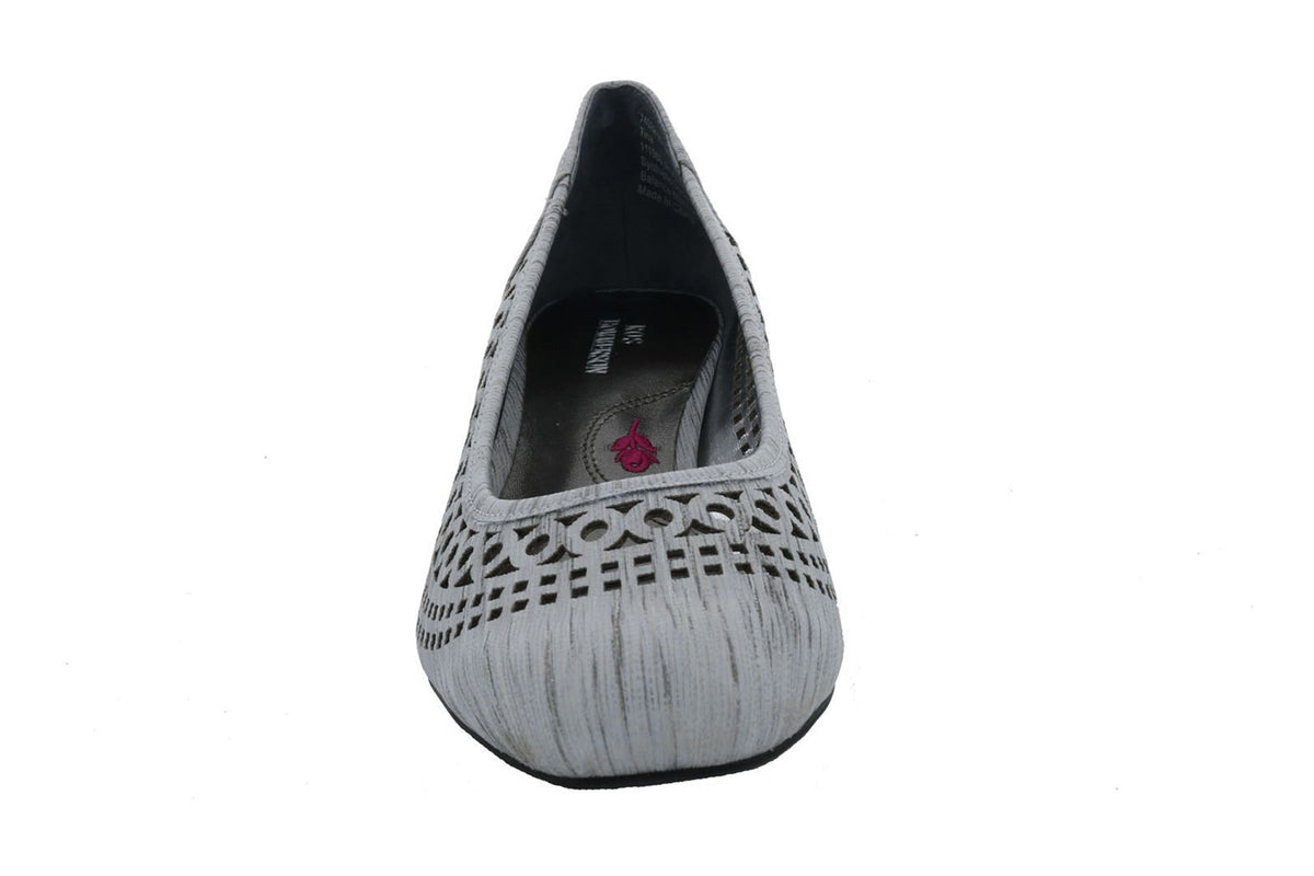 Tina - Image 4