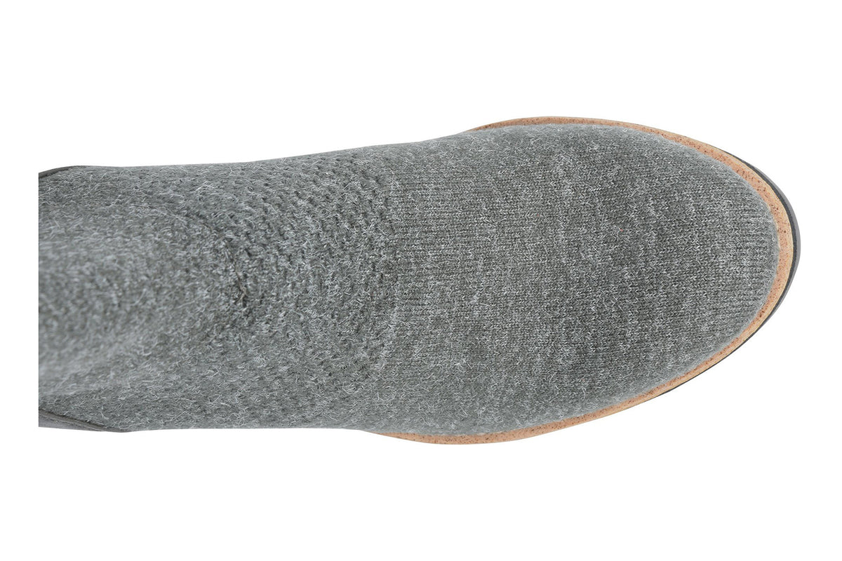 Elaina - Image 2