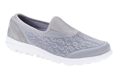 Travelactiv Slip On in Silver - side view
