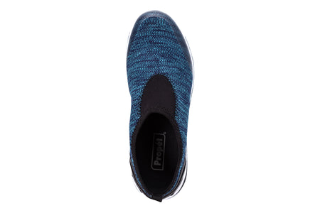 Travelactiv Slip On in Blue Heather - top view