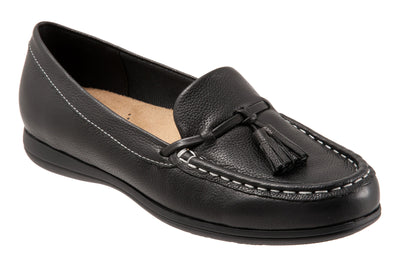 Dawson in Black Lea - side view