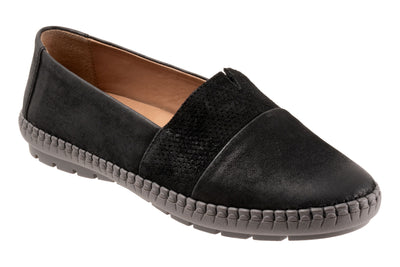 Ruby in Black - side view