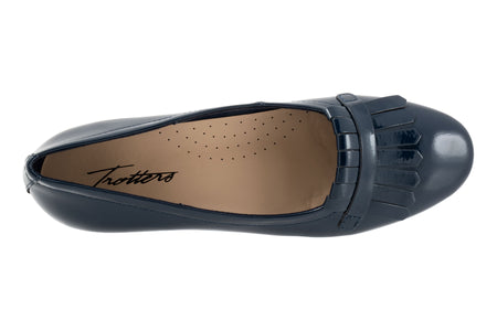 Greyson in Navy Patent - top view