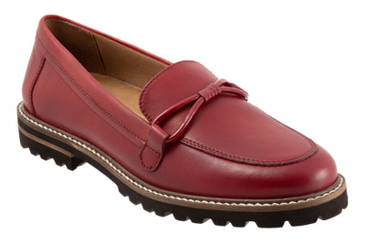 Fiora in Red - side view