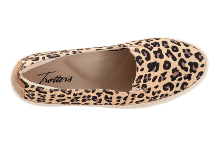 Accent in Tan Cheetah - top view