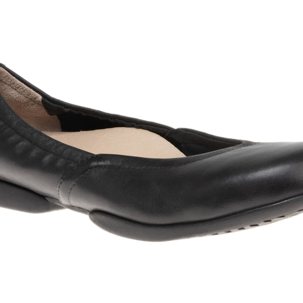 Abeo store ballet flats