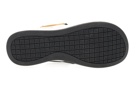 Easton in Black - top view