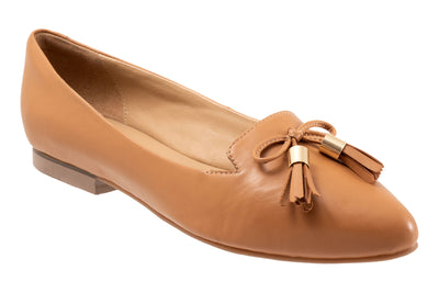 Hope in Caramel - side view