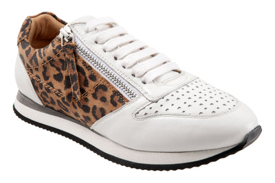 Infinity in Wht/Tan Chee - side view