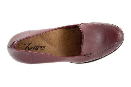 Quincy in Dark Red - top view