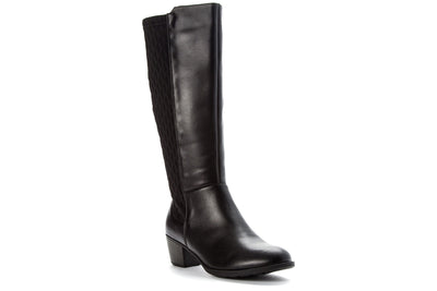 Talise in Black - side view